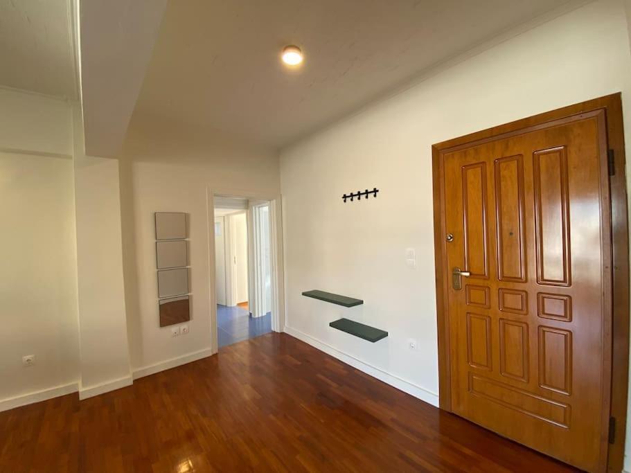 2-Bedroom Apartment In Athina เอเธนส์ ภายนอก รูปภาพ