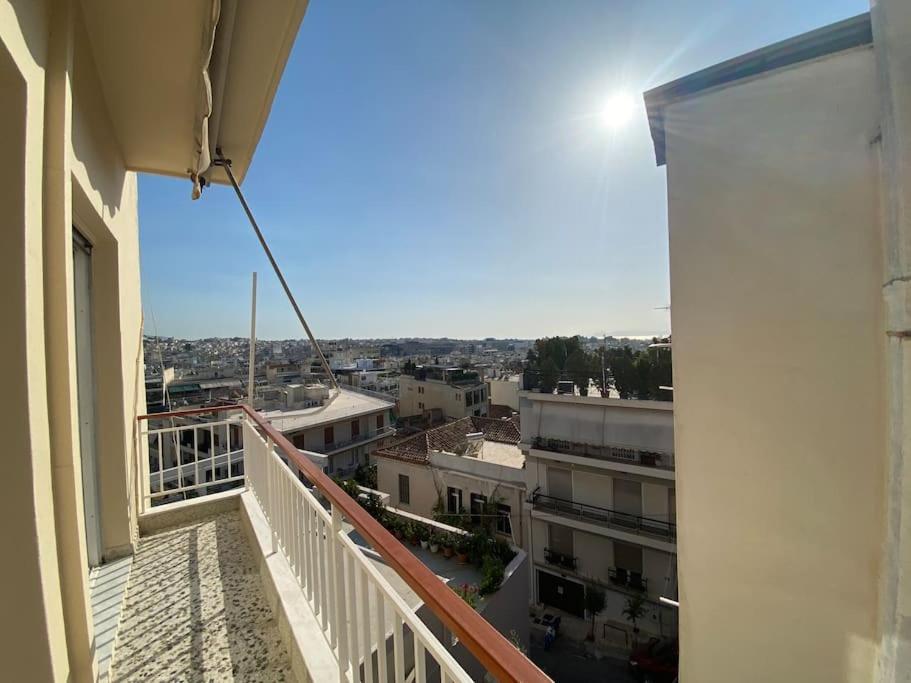 2-Bedroom Apartment In Athina เอเธนส์ ภายนอก รูปภาพ